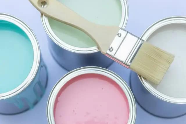 ふじみ野市|DIYで部分・一面塗装は可能?費用削減方法や外壁塗装を業者に依頼する場合のポイント02|外壁塗装工事|外壁修理工事|屋根塗装工事|外壁工事|屋根工事|CHIKAZAWA|所沢市、狭山市、川越市、東村山市の地域密着型施工会社|外壁工事、屋根工事、塗装工事、雨樋工事、内装工事を中心とした施工が得意な職人集団です!所沢市、狭山市、川越市、東村山市のお客様とお客様の住まいについて一緒に考えるアットホームな施工会社です。