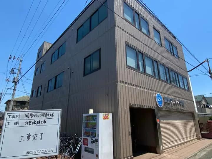施工完了時の様子|CHIKAZAWA|所沢市、狭山市、川越市、東村山市の地域密着型施工会社|外壁工事、屋根工事、塗装工事、雨樋工事、内装工事を中心とした施工・修理・修繕が得意な職人集団です!所沢市、狭山市、川越市、東村山市のお客様とお客様の住まいについて一緒に考えるアットホームな施工会社です。