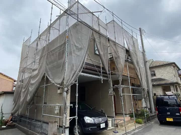 施工中の様子|CHIKAZAWA|所沢市、狭山市、川越市、東村山市の地域密着型施工会社|外壁工事、屋根工事、塗装工事、雨樋工事、内装工事を中心とした施工・修理・修繕が得意な職人集団です!所沢市、狭山市、川越市、東村山市のお客様とお客様の住まいについて一緒に考えるアットホームな施工会社です。
