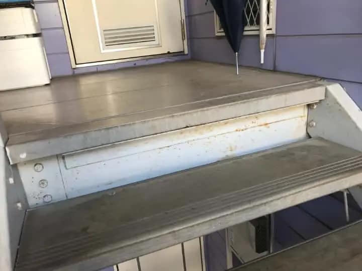 施工前の写真|CHIKAZAWA|所沢市、狭山市、川越市、東村山市の地域密着型施工会社|外壁工事、屋根工事、塗装工事、雨樋工事、内装工事を中心とした施工・修理・修繕が得意な職人集団です!所沢市、狭山市、川越市、東村山市のお客様とお客様の住まいについて一緒に考えるアットホームな施工会社です。