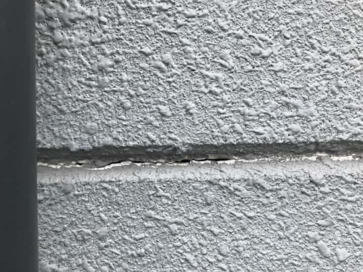 施工前の写真|CHIKAZAWA|所沢市、狭山市、川越市、東村山市の地域密着型施工会社|外壁工事、屋根工事、塗装工事、雨樋工事、内装工事を中心とした施工・修理・修繕が得意な職人集団です!所沢市、狭山市、川越市、東村山市のお客様とお客様の住まいについて一緒に考えるアットホームな施工会社です。