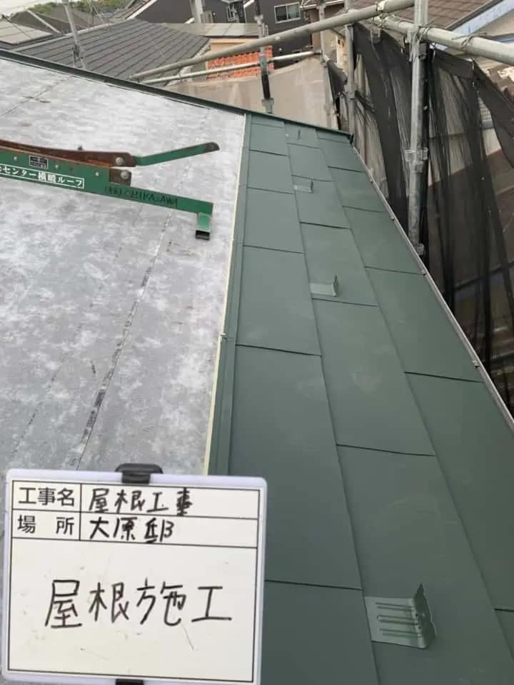 施工中の様子|CHIKAZAWA|所沢市、狭山市、川越市、東村山市の地域密着型施工会社|外壁工事、屋根工事、塗装工事、雨樋工事、内装工事を中心とした施工・修理・修繕が得意な職人集団です!所沢市、狭山市、川越市、東村山市のお客様とお客様の住まいについて一緒に考えるアットホームな施工会社です。