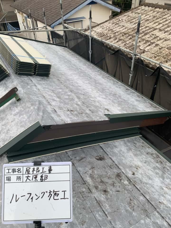 施工中の様子|CHIKAZAWA|所沢市、狭山市、川越市、東村山市の地域密着型施工会社|外壁工事、屋根工事、塗装工事、雨樋工事、内装工事を中心とした施工・修理・修繕が得意な職人集団です!所沢市、狭山市、川越市、東村山市のお客様とお客様の住まいについて一緒に考えるアットホームな施工会社です。