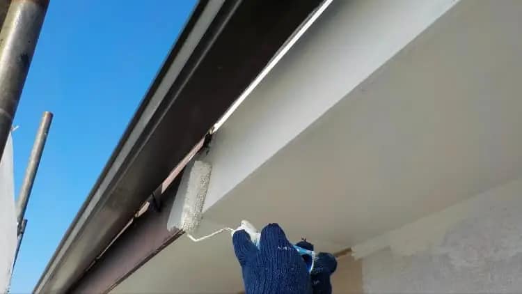 新座市|DIYで部分・一面塗装は可能?費用削減方法や外壁塗装を業者に依頼する場合のポイント01|外壁塗装工事|外壁修理工事|屋根塗装工事|外壁工事|屋根工事|CHIKAZAWA|所沢市、狭山市、川越市、東村山市の地域密着型施工会社|外壁工事、屋根工事、塗装工事、雨樋工事、内装工事を中心とした施工が得意な職人集団です!所沢市、狭山市、川越市、東村山市のお客様とお客様の住まいについて一緒に考えるアットホームな施工会社です。