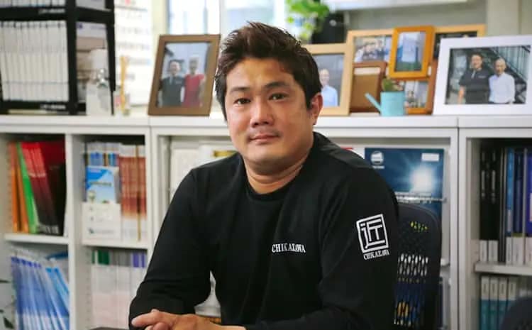 プロの業者が依頼したい外壁塗装の業者の選び方とは?判断すべき4つのポイント