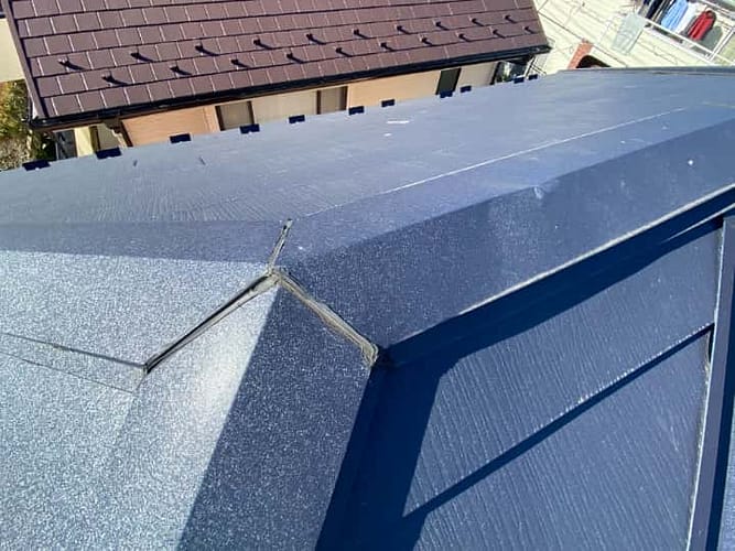 東久留米市|新素材!軽量屋根瓦「ルーガ鉄平」による屋根改修工事|塗装工事の費用相場、施工事例もご紹介!01|屋根塗装工事|外壁塗装工事|CHIKAZAWA|所沢市、狭山市、川越市、東村山市の地域密着型施工会社|外壁工事、屋根工事、塗装工事、雨樋工事、内装工事を中心とした施工が得意な職人集団です!所沢市、狭山市、川越市、東村山市のお客様とお客様の住まいについて一緒に考えるアットホームな施工会社です。