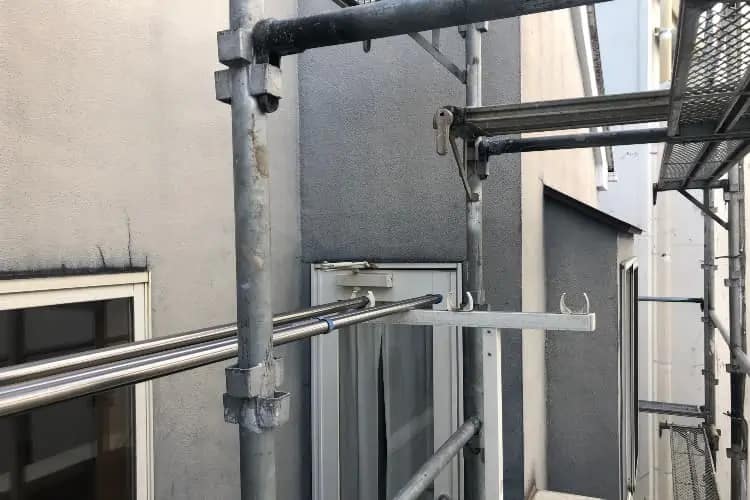 外壁リフォーム|張り替えと塗り替えどちらにすべき?02|外壁塗装工事|屋根塗装工事|外壁工事|屋根工事|CHIKAZAWA|所沢市、狭山市、川越市、東村山市の地域密着型施工会社|外壁工事、屋根工事、塗装工事、雨樋工事、内装工事を中心とした施工が得意な職人集団です!所沢市、狭山市、川越市、東村山市のお客様とお客様の住まいについて一緒に考えるアットホームな施工会社です。