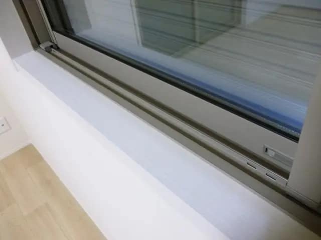 内側の窓と外側の窓|サッシからの雨漏り原因を特定する時の特徴