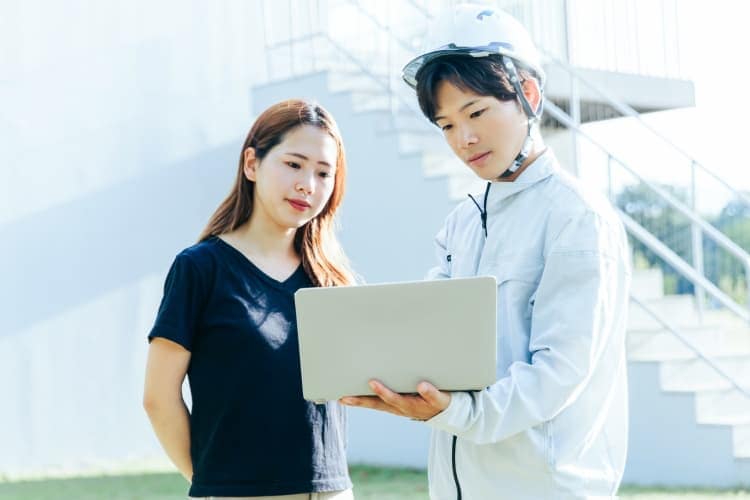 点検訪問は詐欺?点検商法の巧みな手口と対策02|埼玉県|屋根工事|雨漏り工事|外壁工事|屋根|外壁|CHIKAZAWA|朝霞市、狭山市、川越市、東村山市の地域密着型施工会社|外壁工事、屋根工事、塗装工事、雨樋工事、内装工事を中心とした施工が得意な職人集団です!朝霞市、狭山市、川越市、東村山市のお客様とお客様の住まいについて一緒に考えるアットホームな施工会社です。