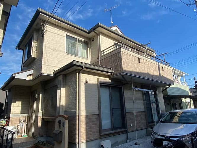 狭山市|シングル屋根材アルマを使ったカバー工法と外壁塗装で建物修理!