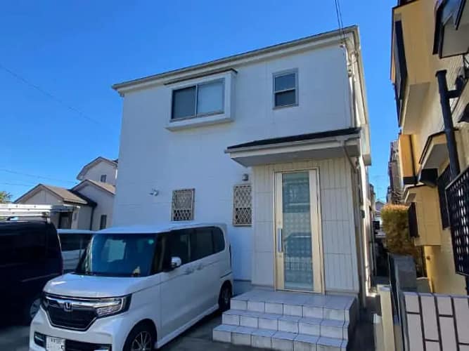 悪徳業者に外壁塗装を任せると起きてしまう事|業者選びのコツ|塗装工事の費用相場、施工事例もご紹介!01|屋根塗装工事|外壁塗装工事|CHIKAZAWA|所沢市、狭山市、川越市、東村山市の地域密着型施工会社|外壁工事、屋根工事、塗装工事、雨樋工事、内装工事を中心とした施工が得意な職人集団です!所沢市、狭山市、川越市、東村山市のお客様とお客様の住まいについて一緒に考えるアットホームな施工会社です。