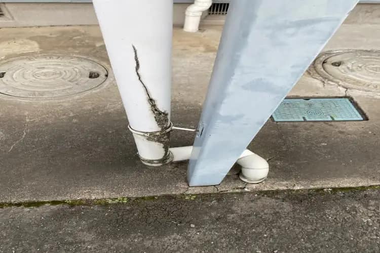 所沢市|雨樋修理の費用相場やメンテナンス方法とは?火災保険適用方法や所沢市での施工事例を紹介!06|雨樋|CHIKAZAWA|所沢市、狭山市、川越市、東村山市の地域密着型施工会社|外壁工事、屋根工事、塗装工事、雨樋工事、内装工事を中心とした施工が得意な職人集団です!所沢市、狭山市、川越市、東村山市のお客様とお客様の住まいについて一緒に考えるアットホームな施工会社です。