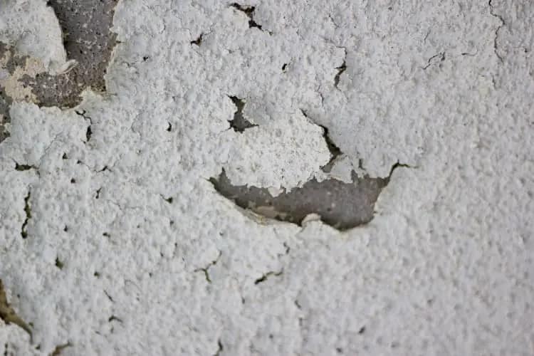 立川市|一部の外壁の破損やひび割れを少額施工で補修すべき?プロが回答!02|外壁塗装工事|屋根塗装工事|外壁工事|屋根工事|CHIKAZAWA|所沢市、狭山市、川越市、東村山市の地域密着型施工会社|外壁工事、屋根工事、塗装工事、雨樋工事、内装工事を中心とした施工が得意な職人集団です!所沢市、狭山市、川越市、東村山市のお客様とお客様の住まいについて一緒に考えるアットホームな施工会社です。